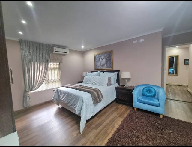 3 BEDROOM HOUSE FOR SALE IN VANDERBIJLPARK SE 4